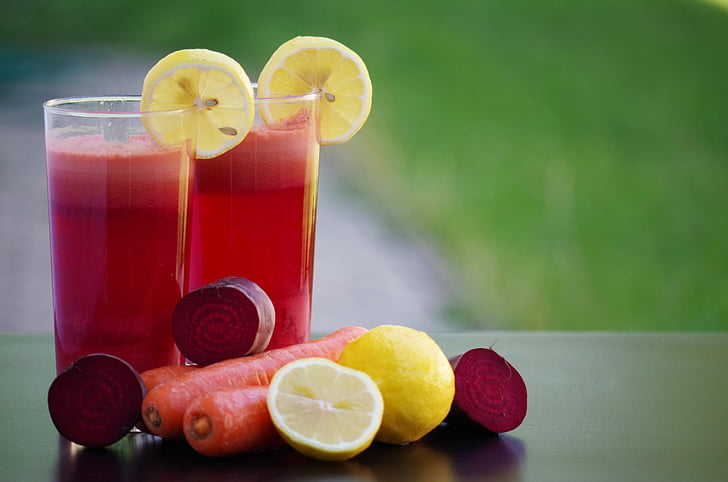 Unlock the Health Benefits of Carrot and Beetroot Juice for Detox, Nutrition, and Hydration!