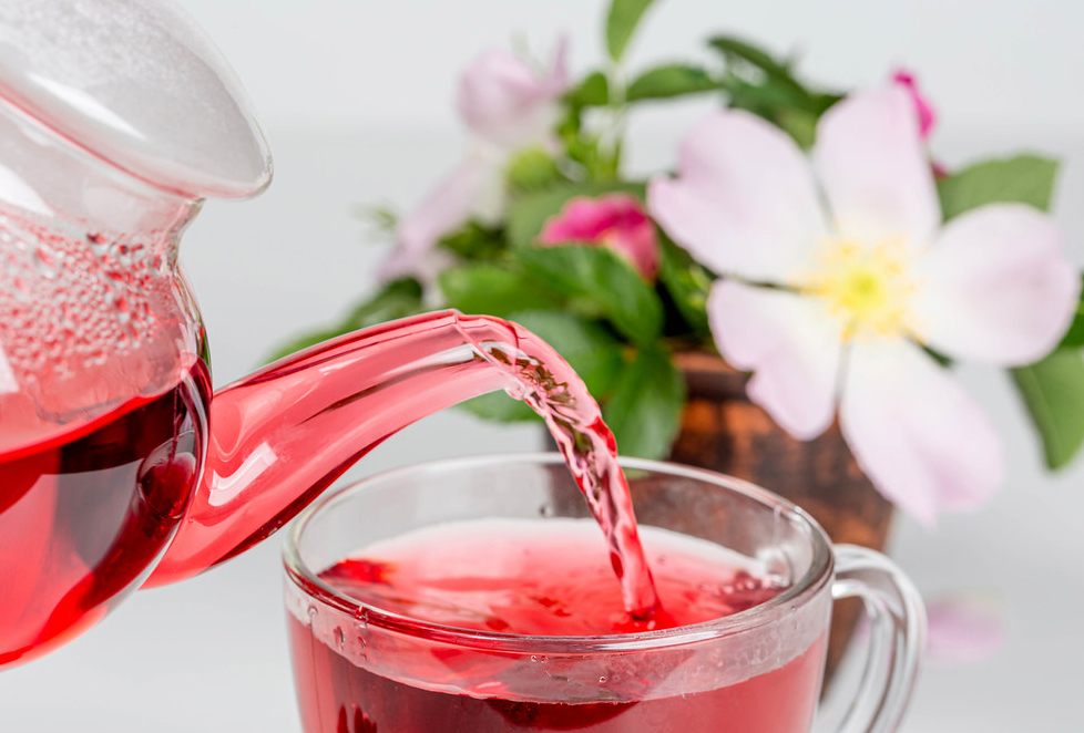 Discovering the Myriad Health Benefits of Hibiscus Tea